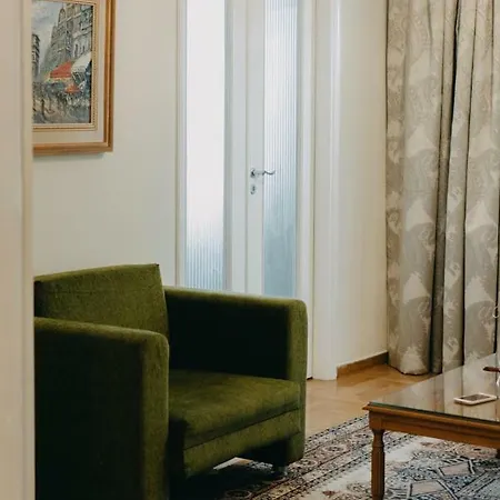 House, Attiki Metro, Апартаменты