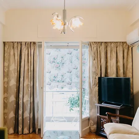 House, Attiki Metro, Апартаменты *